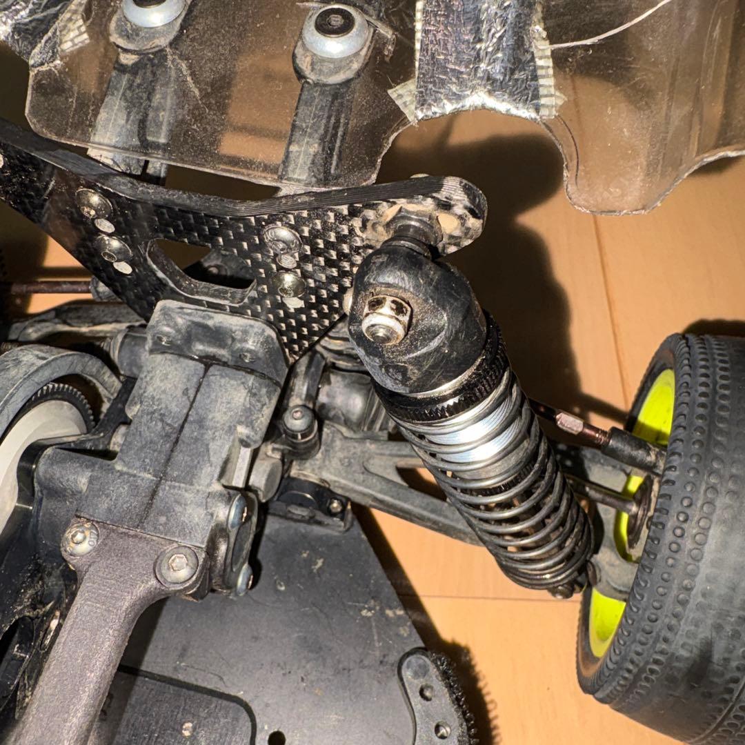 【中古】2WDバギー　XRAY XB2