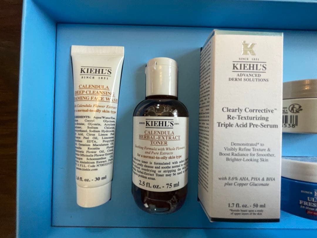 新品キールズ プレセラム美容液ハーバル トナー　クリアリーブライト エッセンス