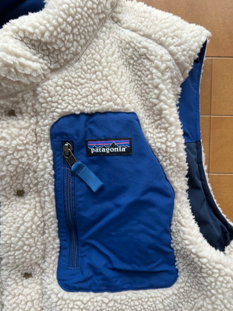 【ほぼ未使用、極美品】patagonia リバーシブル　ダウン　ベスト　M
