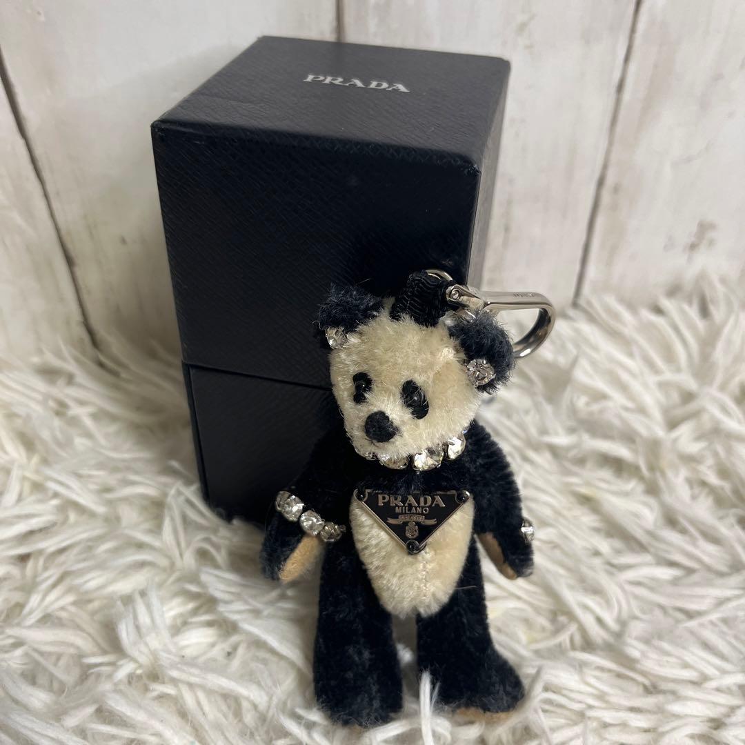 プラダ 三角ロゴ パンダ チャーム キーホルダー 箱付き レア 希少