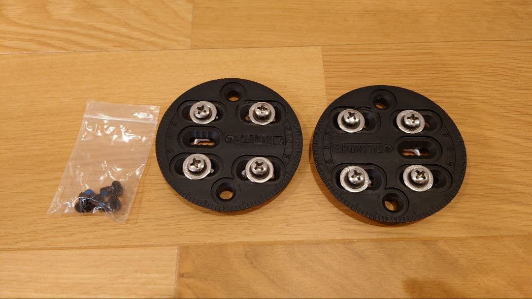 SALOMON DISTRICT HPS Mサイズ バインディング