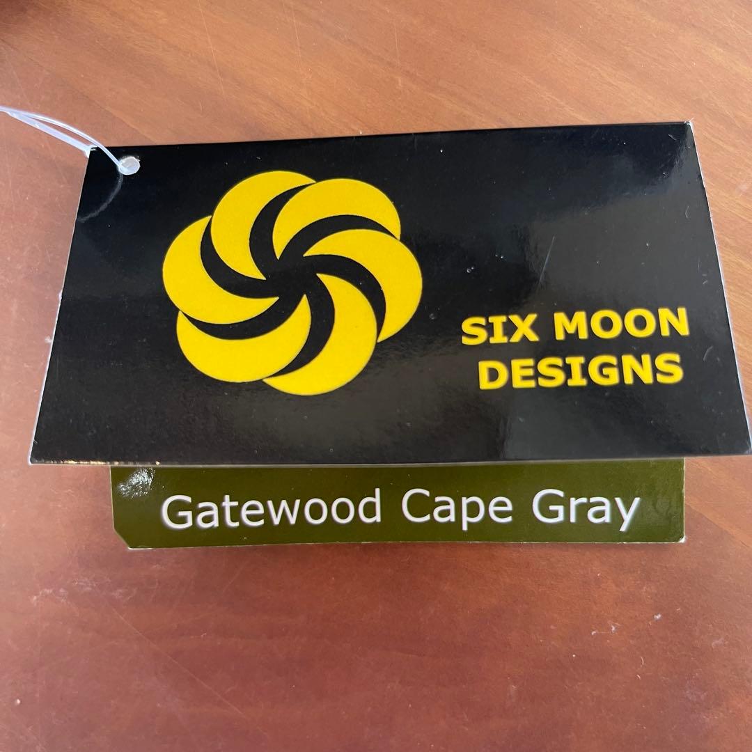 新品★シックスムーンデザインズ　ゲートウッドケープ グレー