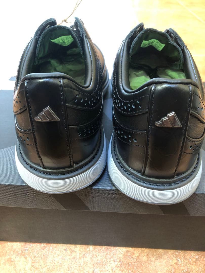 日本未発売色 新品 adidasゴルフシューズ MC80