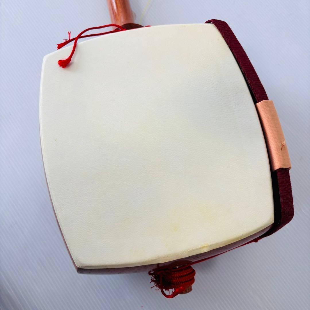 細棹三味線 上駒純銀 花梨 丸打胴 棹2.6cm バチ付 付属多数 和楽器