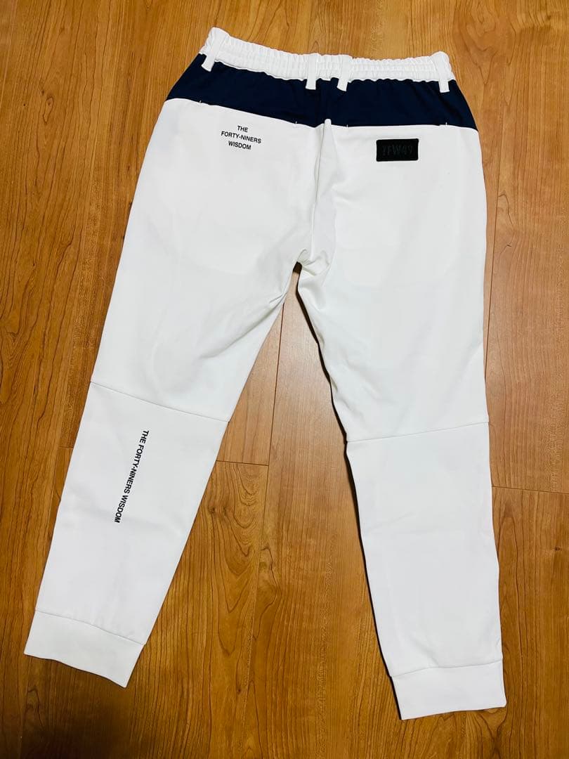 定価8.7万 TFW49 MULTIセットアップ ホワイト ジャージ L ゴルフ