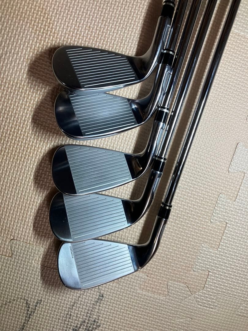 テーラーメイド　ステルスグローレ　アイアンセット　5本