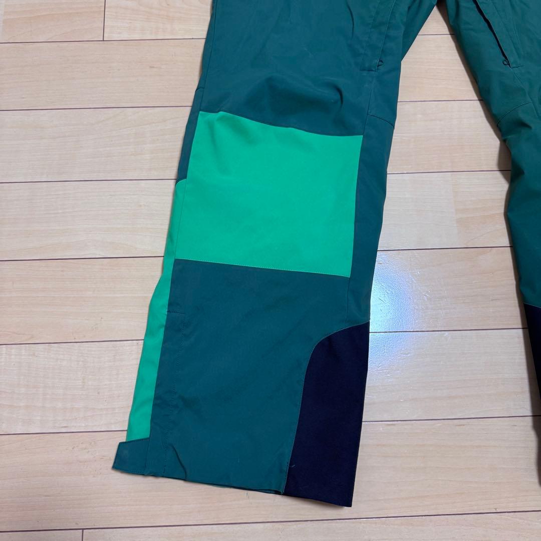 ゴールドウィン　Goldwin Lサイズ（3番）スキーウェア