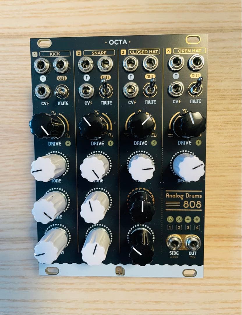 美品　Nano Octa 808 ドラムモジュル　モジュラーシンセ