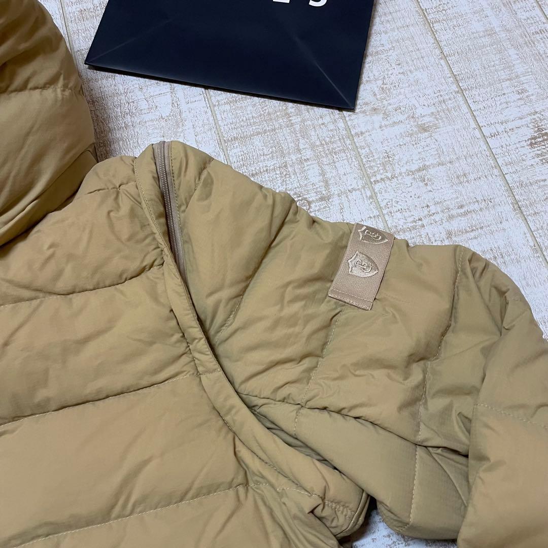 新品 パーリーゲイツ ダウンジャケット 高級 ベージュ Mサイズ（4）