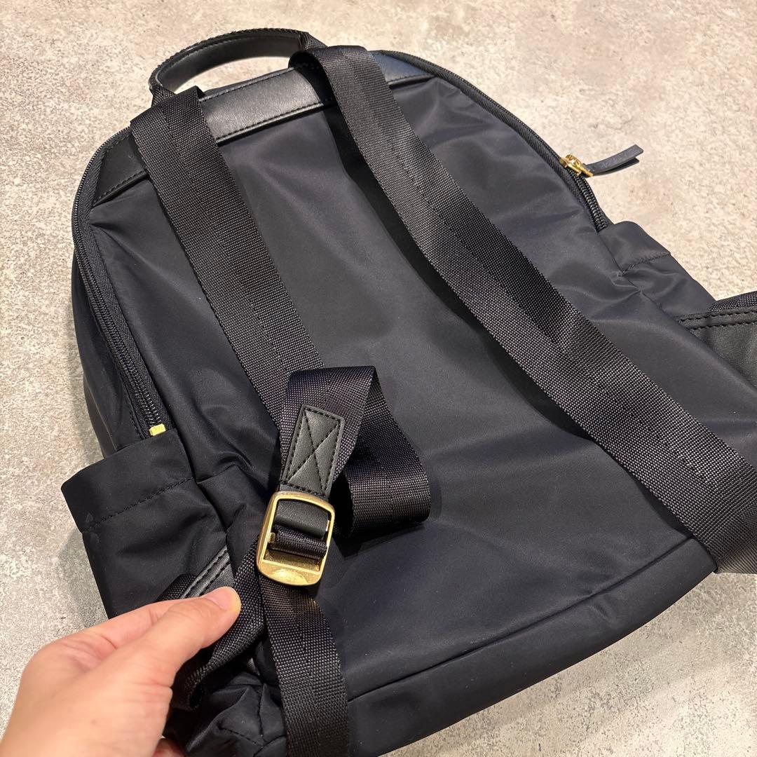 Tory Burch ブラックバックパック