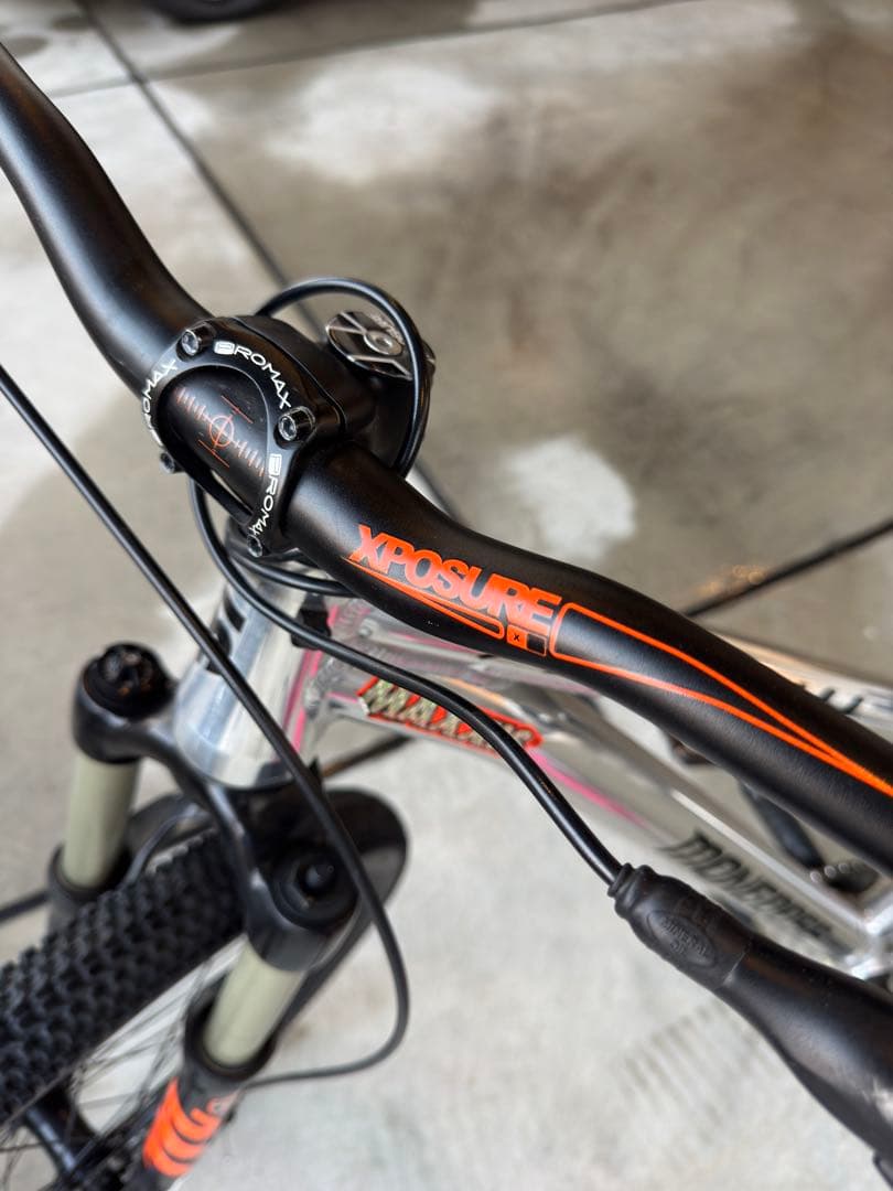 Mon FireBall SS マングースマウンテンバイク MTB