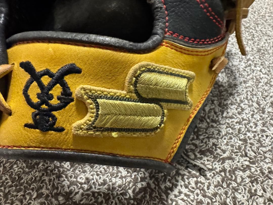 最終値下】巨人 脇谷亮太実使用グローブ 内野手用 硬式グローブ