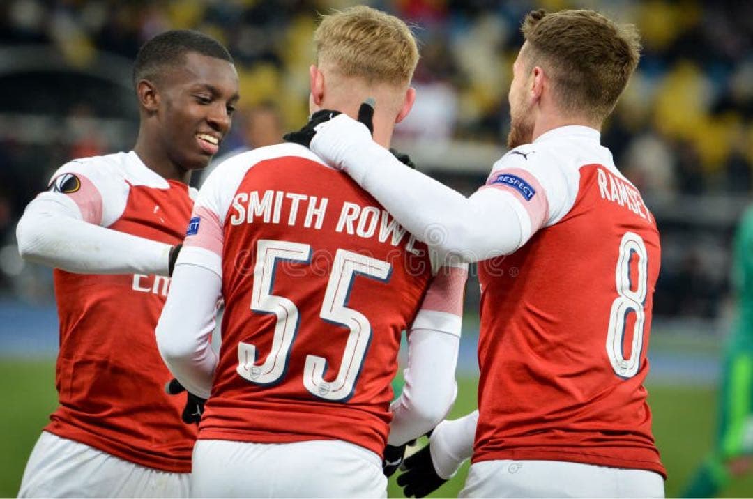 18-19 アーセナルレプリカユニフォーム（スミスロウ）