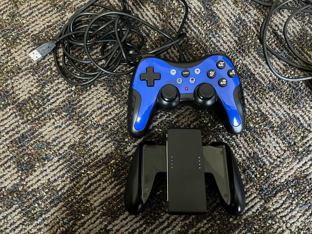 n*1様 任天堂　Nintendo Switch ブラック 本体 + おまけ付き