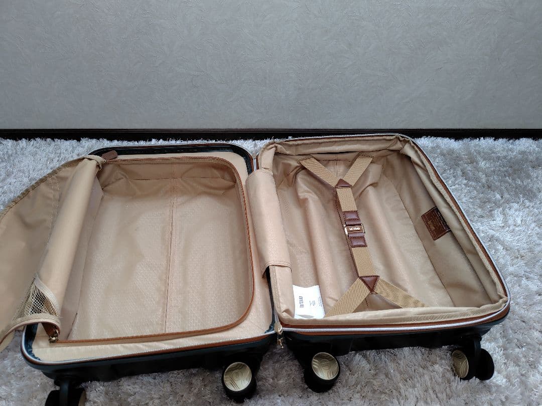 hartmann ノヴァクラシック　スーツケース　ダークグリーン　サムソナイト