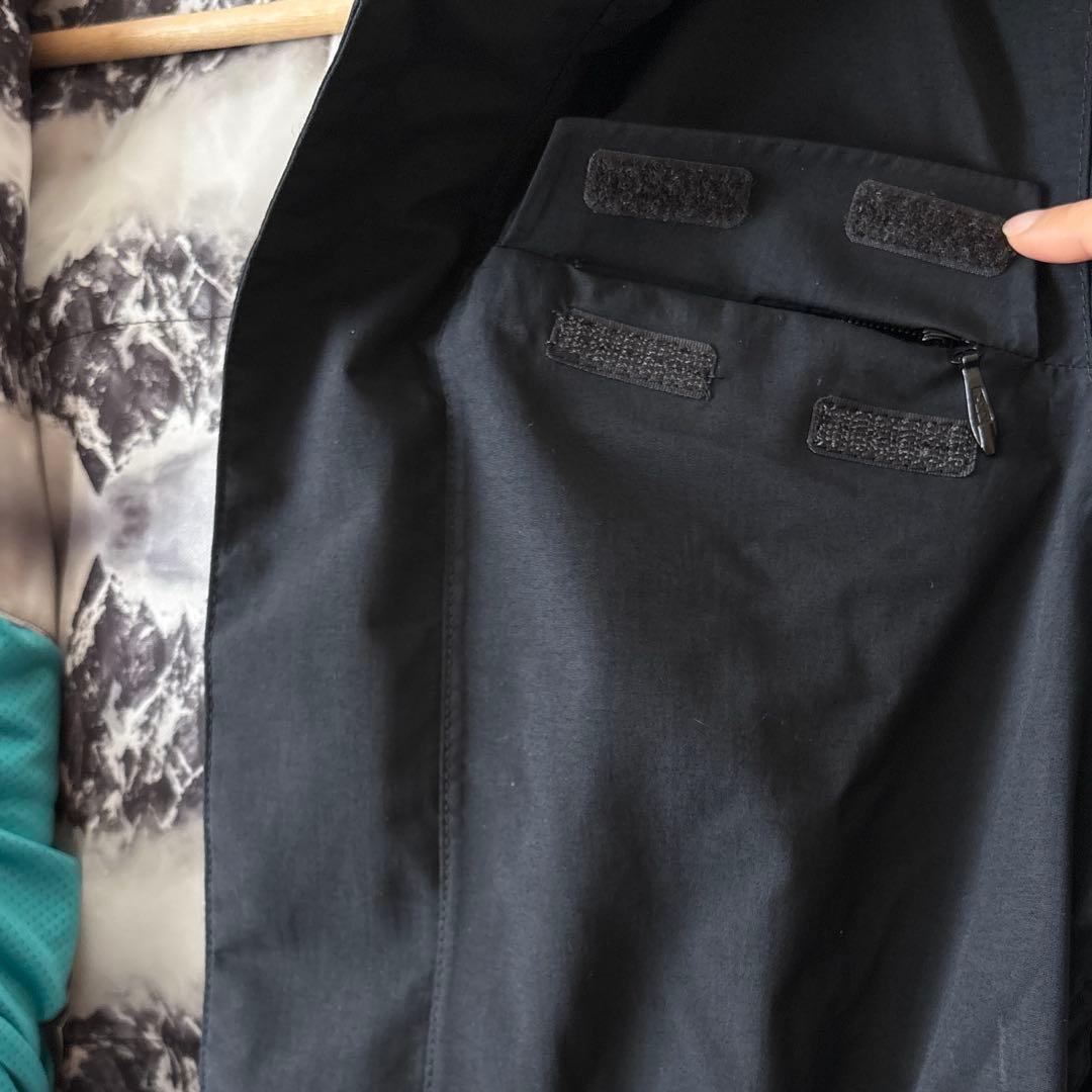 VOLCOM スノボ/スキーウェア　ジャケット