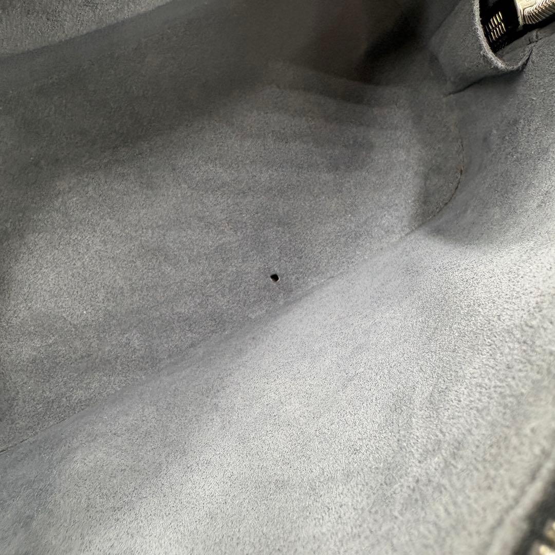 Mei様✨ルイヴィトン エピ アルマBB M40862 バッグ　ノワール