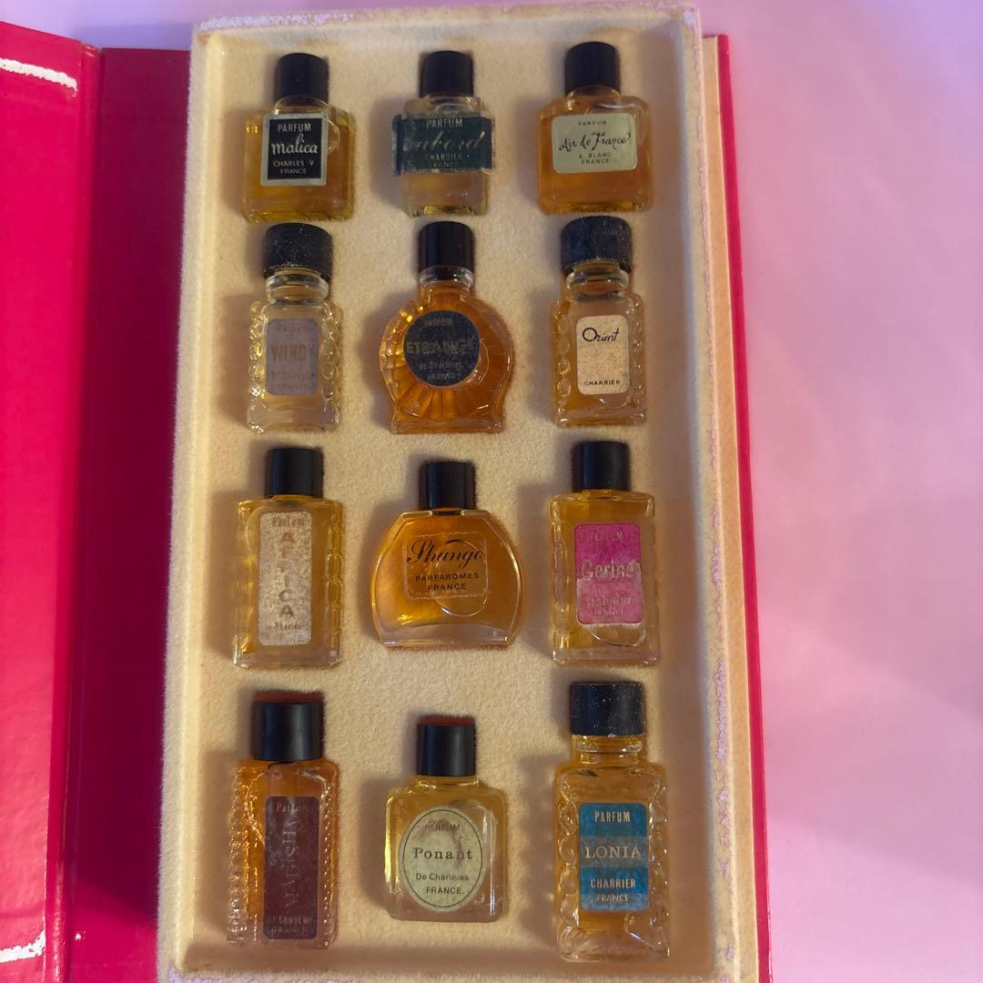 未開封 フランス製 香水 ピンクボックス