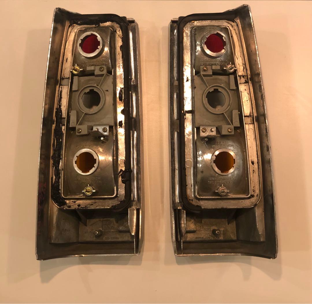 y30グロリア　テールランプ 左右セット 車用