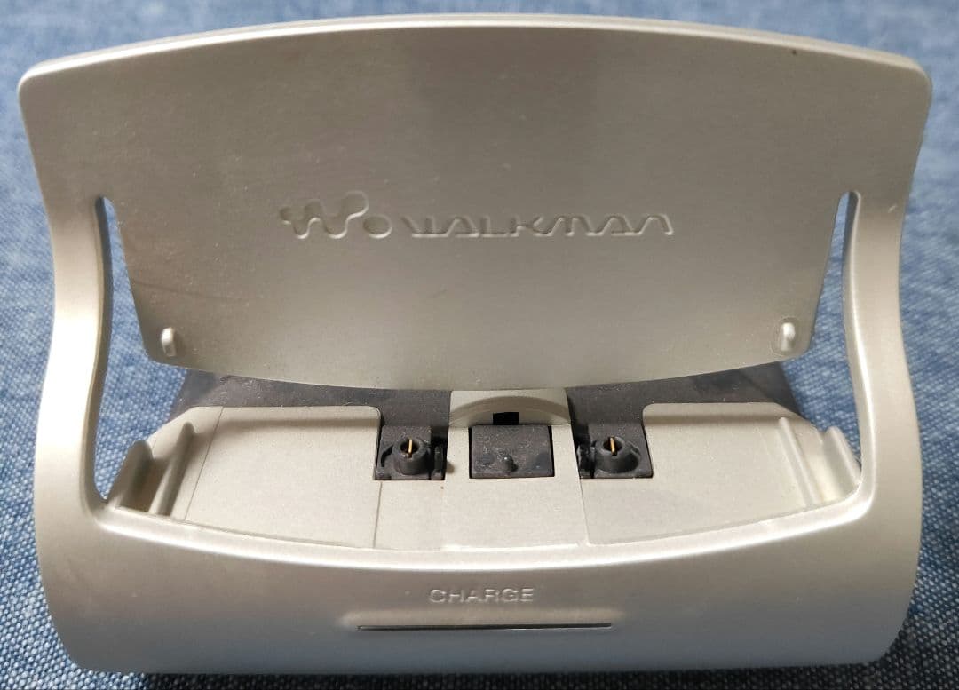 SONY ポータブルMDプレーヤー MZ-E909