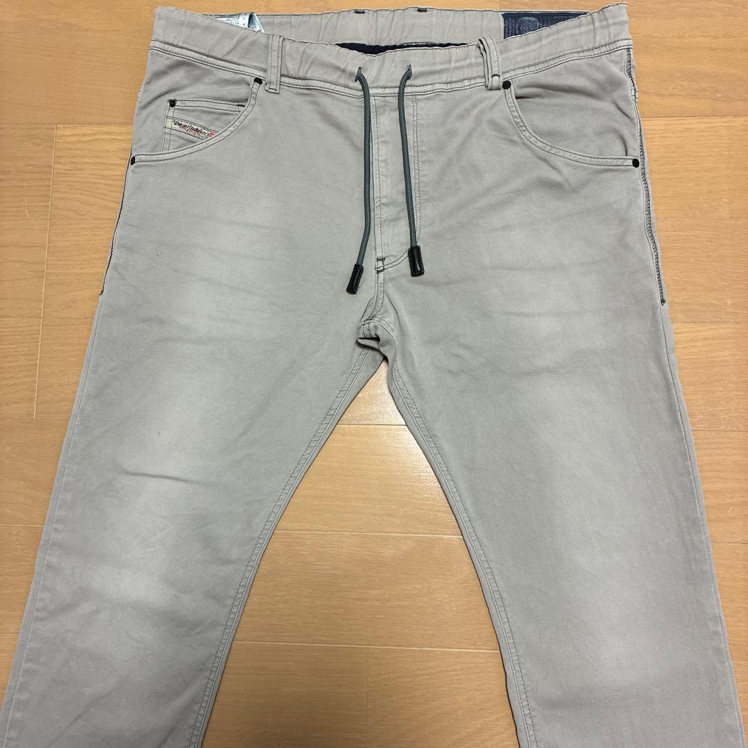 DIESEL ディーゼル KROOLEY-NE ジョグジーンズ グレー W32 - メルカリ