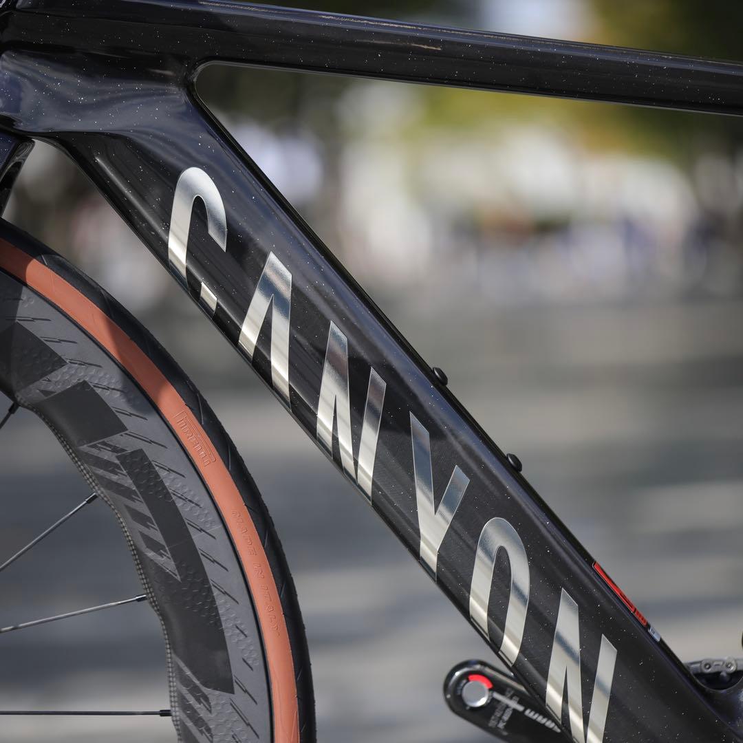 Canyon aeroad CFR 4世代目キャニオン エアロード2025モデル