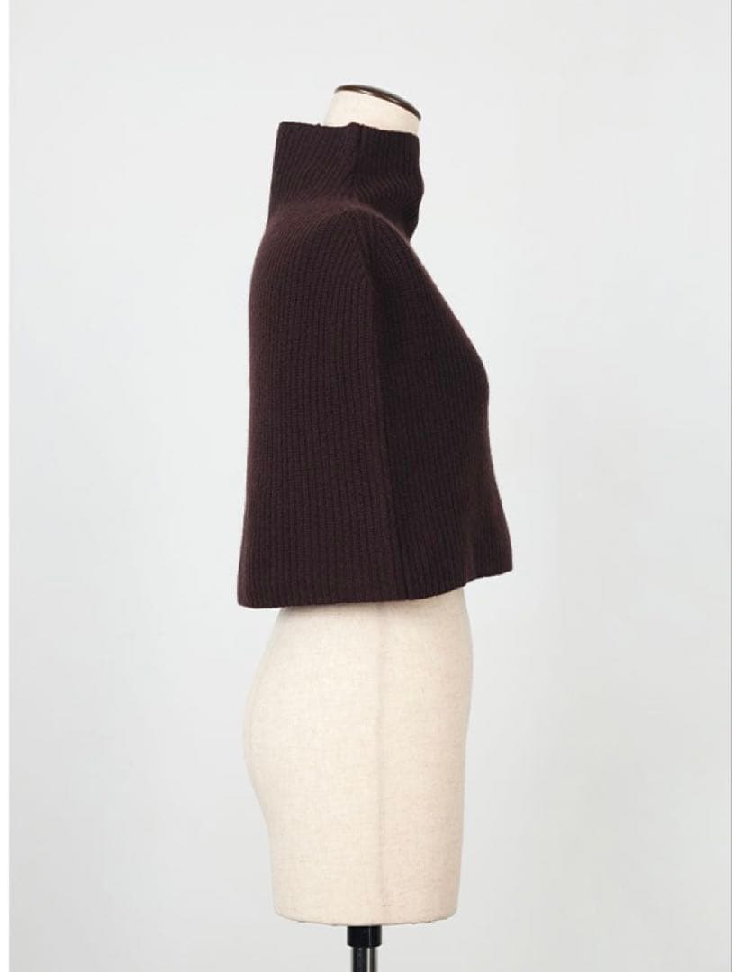 【新品・未使用‼️】NbyNaVY 東原亜紀　リブスヌード フリーサイズ　ブラウン