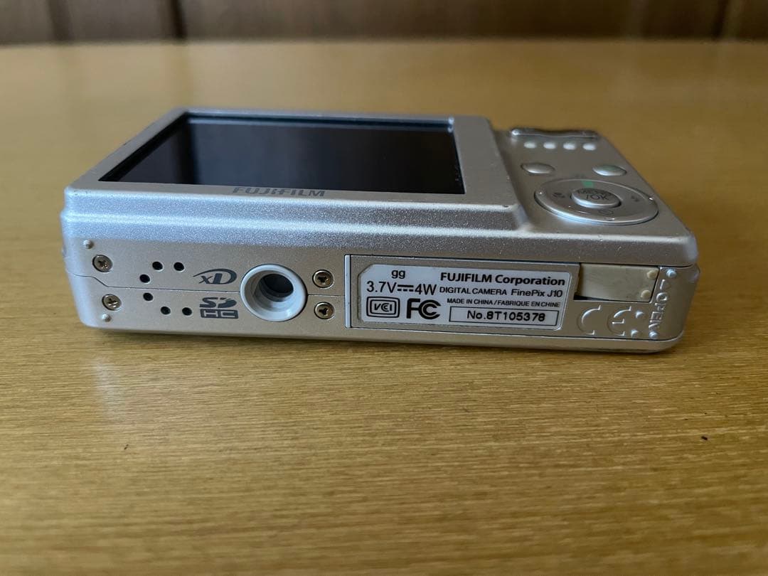 FUJIFILM FinePix J10 充電器付き