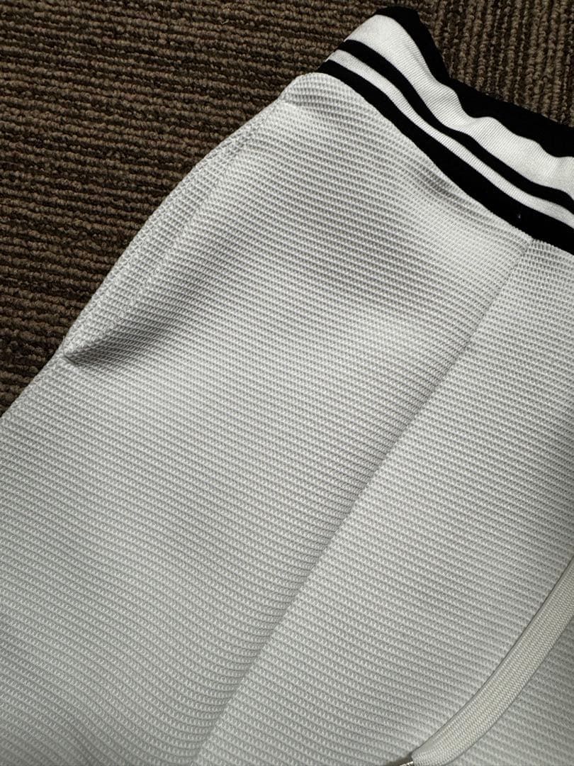 パーリーゲイツ　Peダンボールワッフルスカート