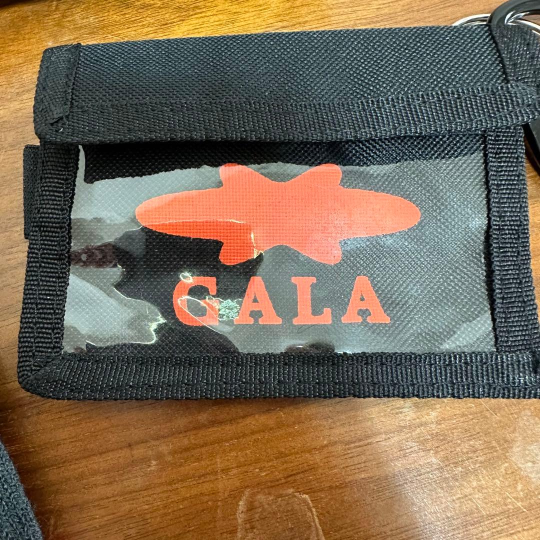 スノボ ウェアー ヒョウ柄フード付きジャケットとカーゴパンツセット おまけ付き