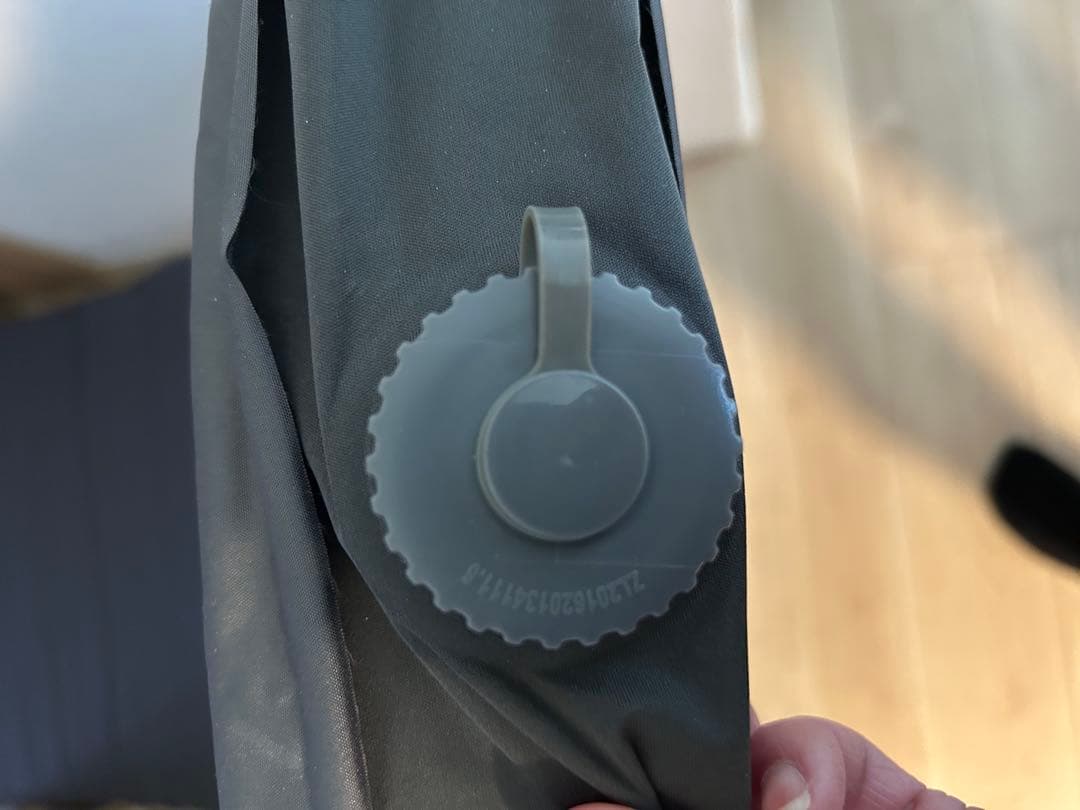 コールマン　キャンパーインフレーターマットハイピーク　シングル