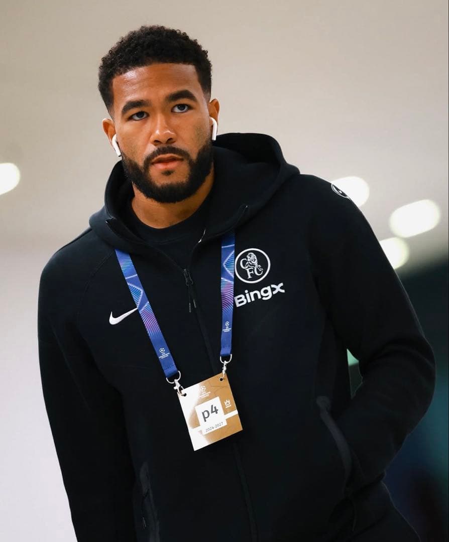 NIKE Chelsea チェルシー　テックフリース パーカー