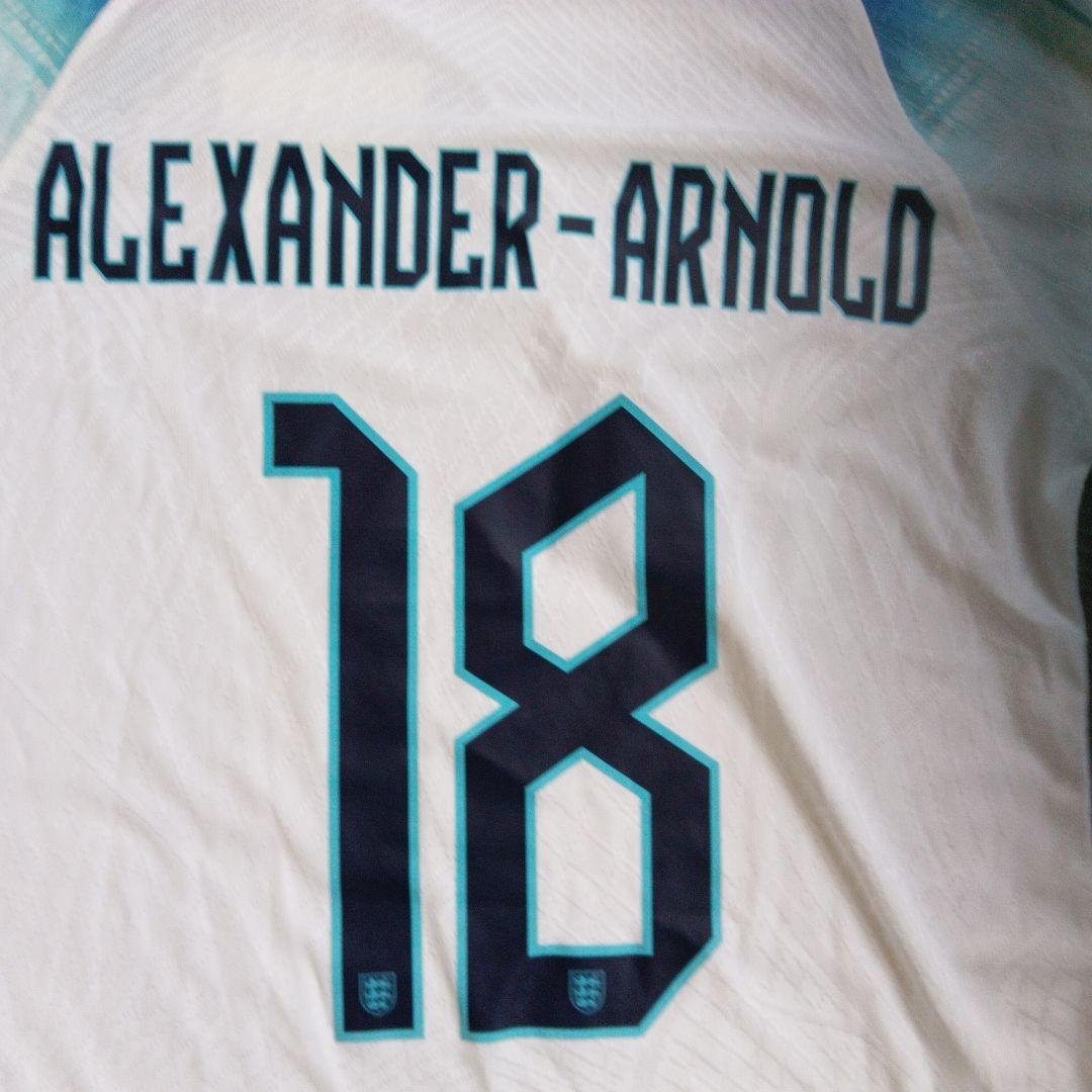 Nikeイングランド代表シャツ アレクサンダーアーノルドモデル新品未使用Ｌサイズ