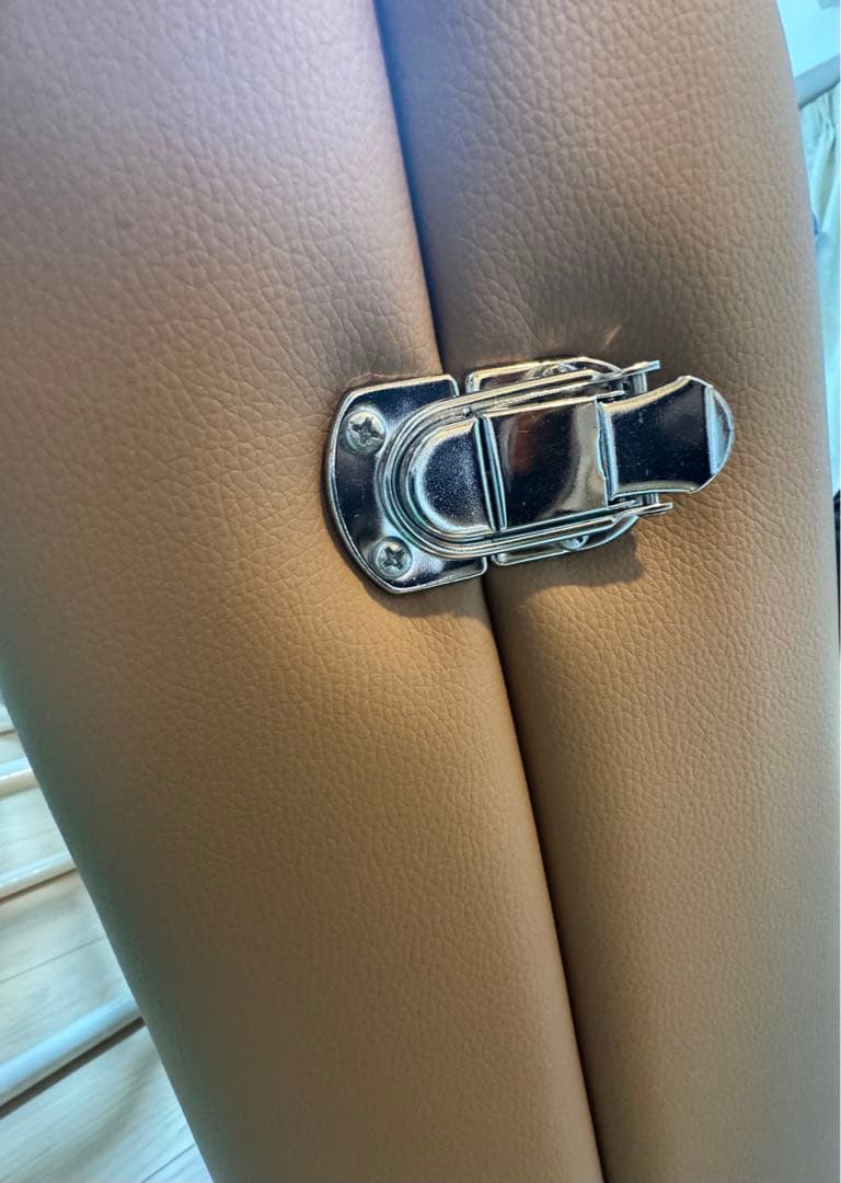 有孔折りたたみマッサージベッド ライトブラウン