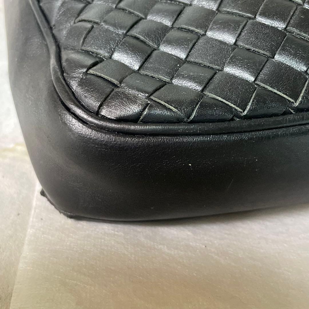 定価20万超！BOTTEGA VENETAイントレチャート ショルダーバッグ