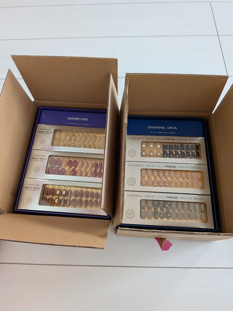 2箱12種類ネイルチップダッシングディバマジックプレススワロフスキーコレクション