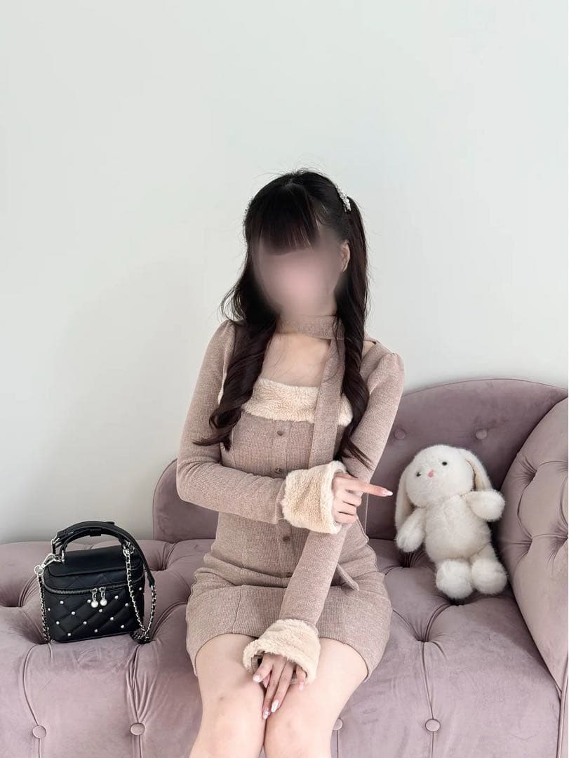 BunnyLis マフラー付きファーカットワンピ