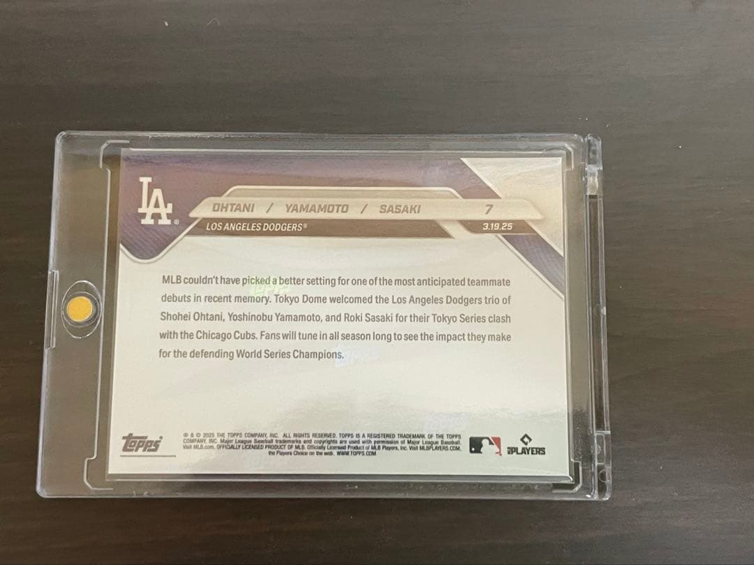 大谷翔平、山本由伸、佐々木朗希　トリプル直筆サインボール　ケース入り