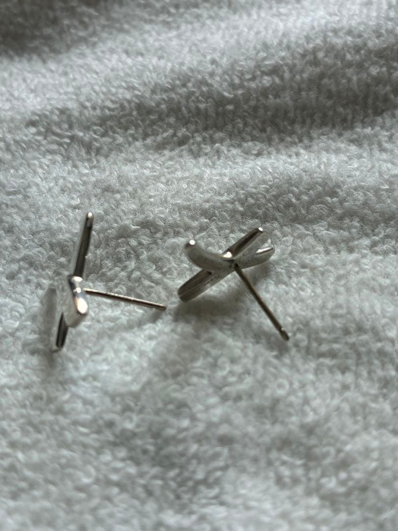 Tiffany & Co. クロスデザインピアス