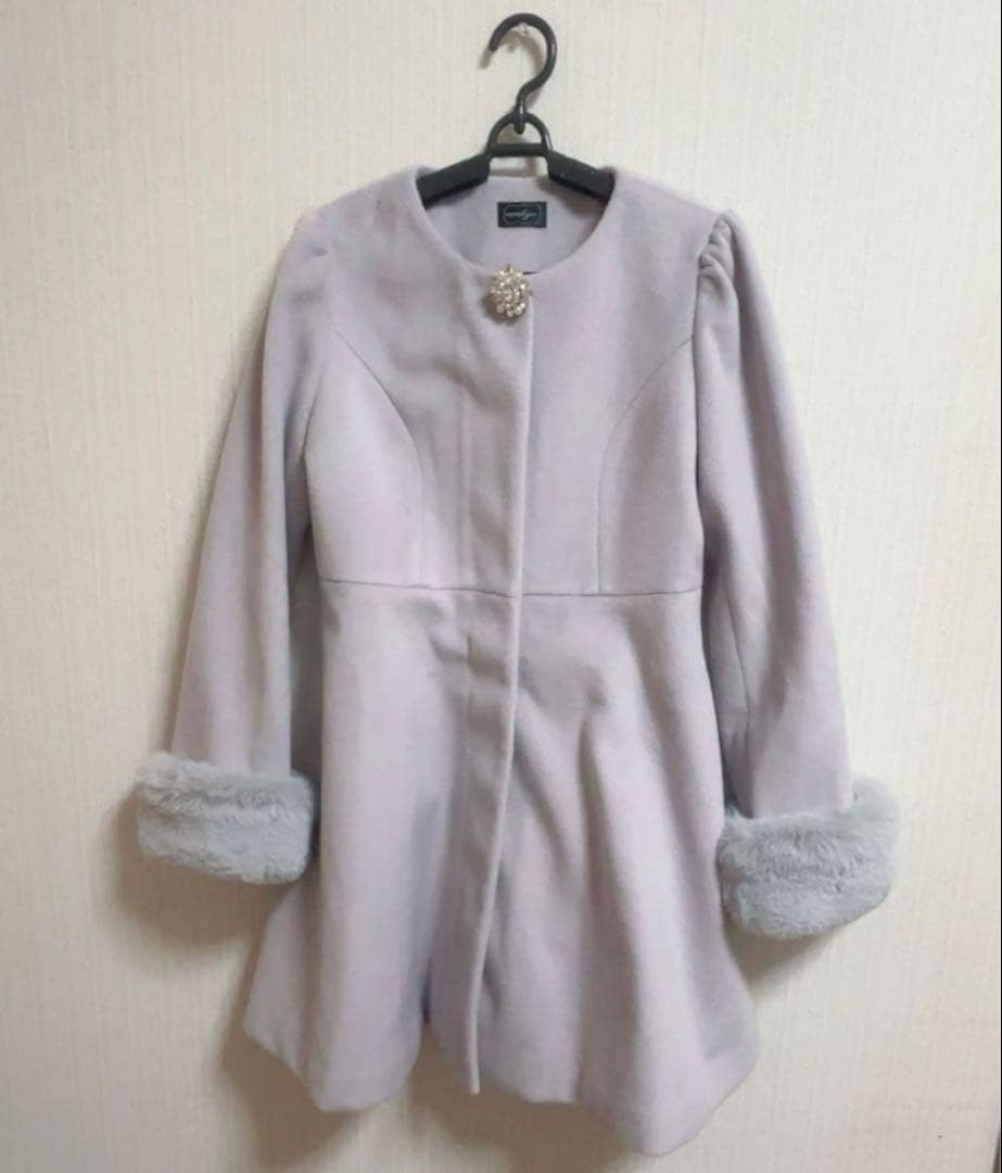 エブリン evelyn 2023 ビジューコート Mサイズ アイスグレー - メルカリ