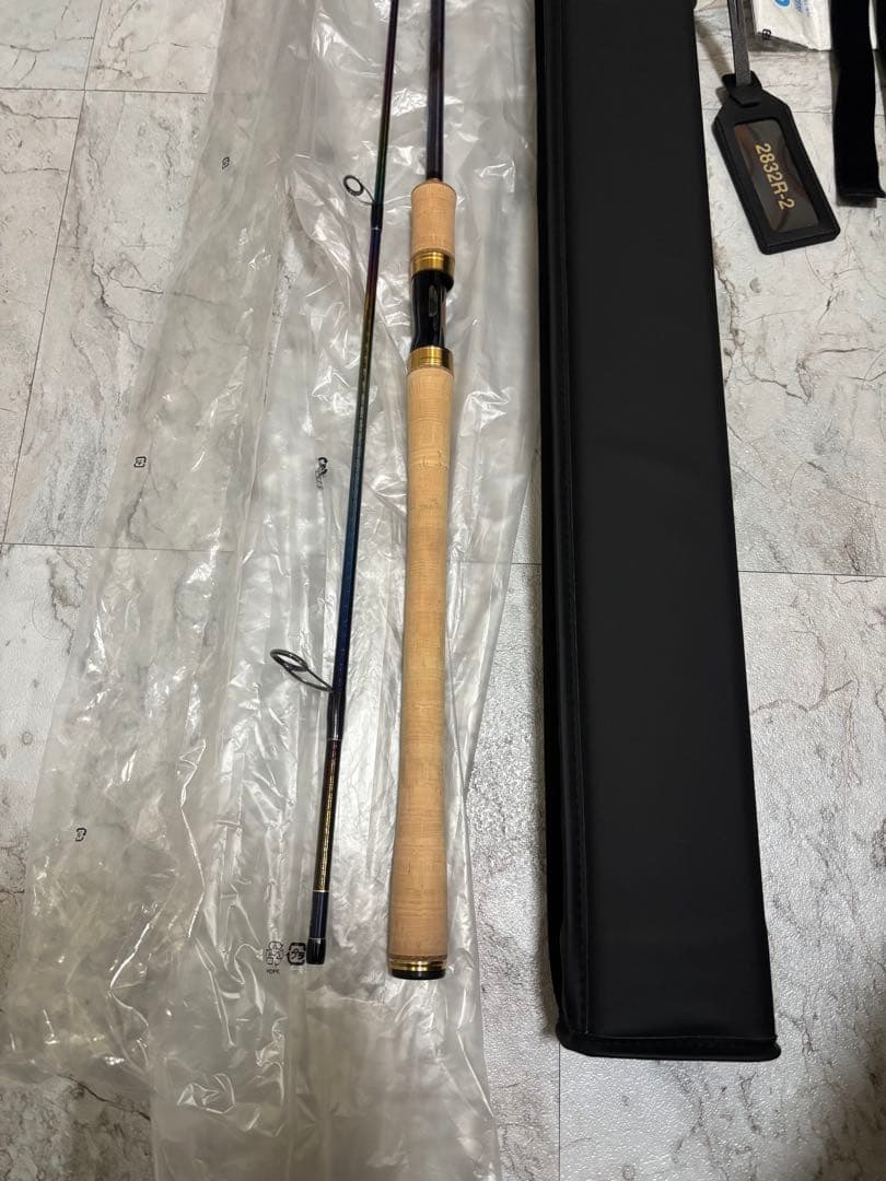 シマノ ワールドシャウラ リミテッド 2832R-2