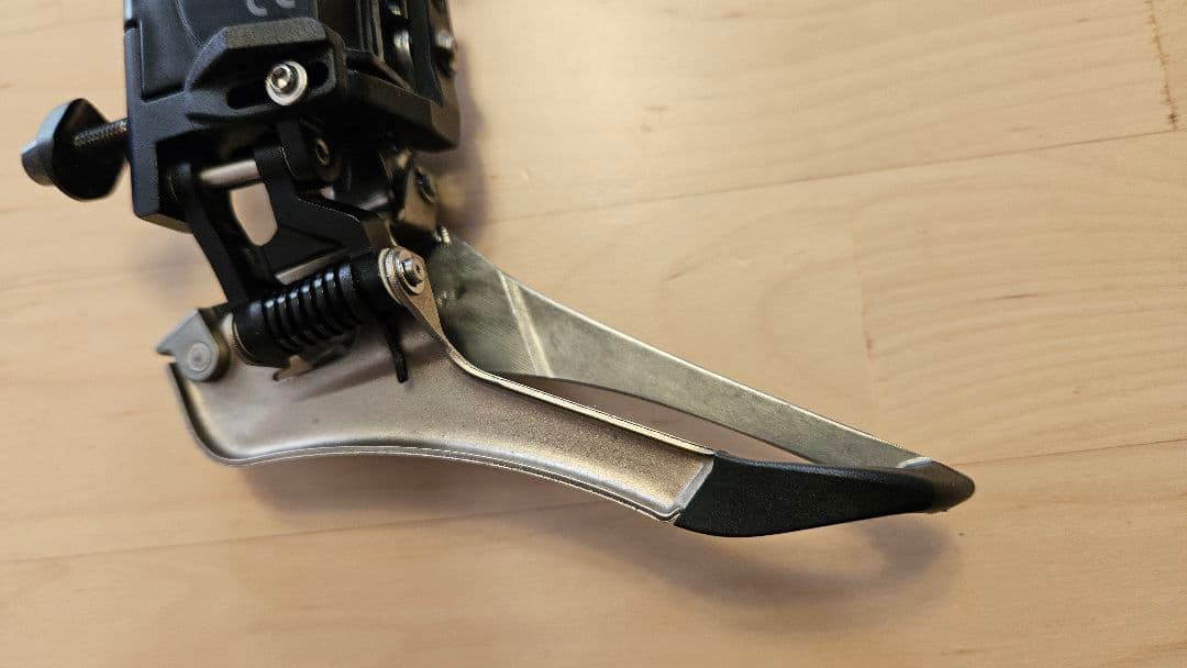 SRAM RED etap 11sフロントディレイラー