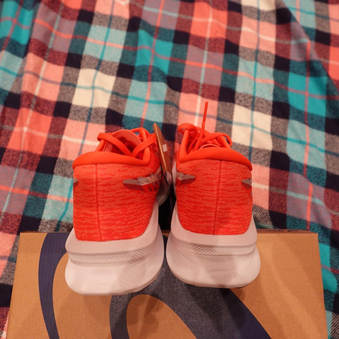 値下げ 新品・定価以下 26.5cm　ASICS MAGIC SPEED 4