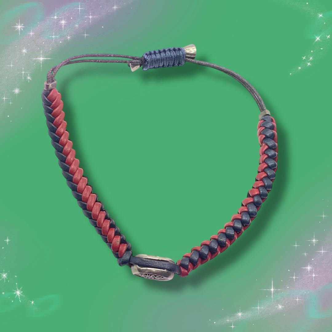 《美品》 グッチ ブレスレット クレスト 編み込みレザー Ag925