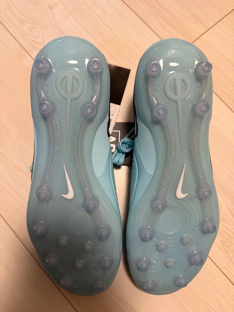 ナイキ　ティエンポレジェンド10エリートAG-PRO 24.5cm