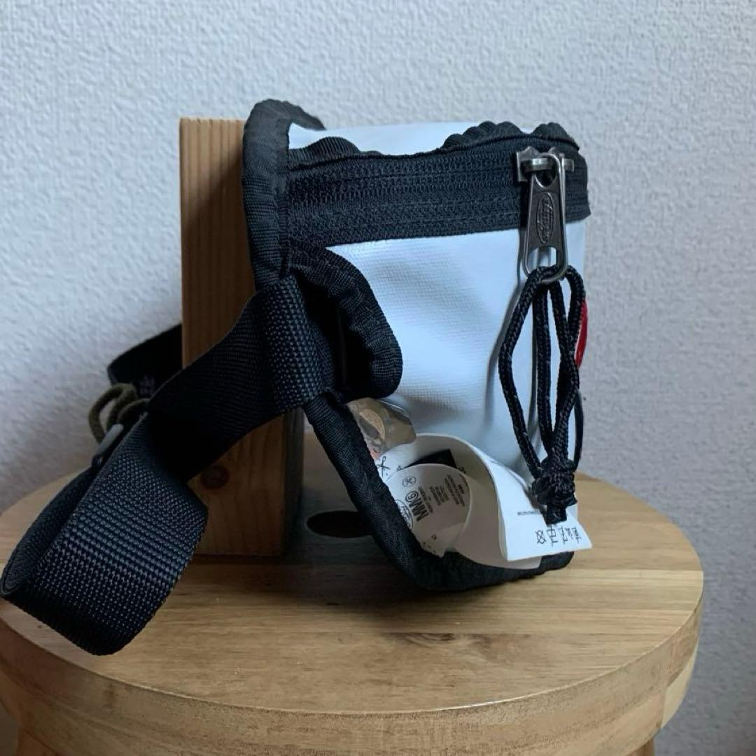 ＊極美品＊マルジェラMM6 × EASTPAK ボディバッグ 黒白