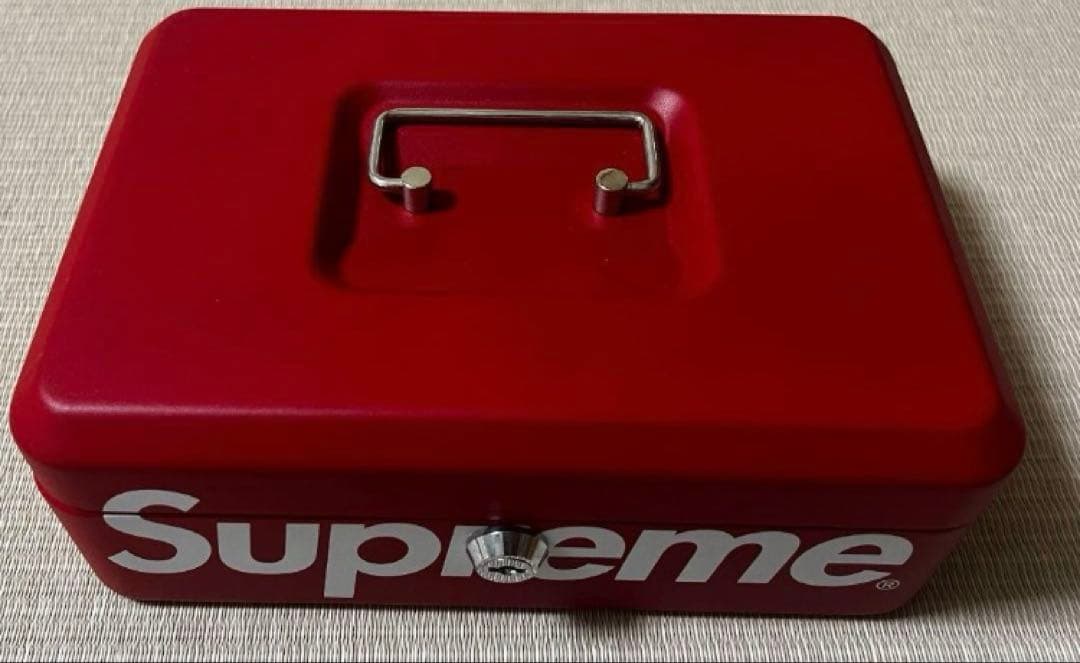 【美品 & 入手困難】Supreme シュプリーム 2017AW ロック 金庫