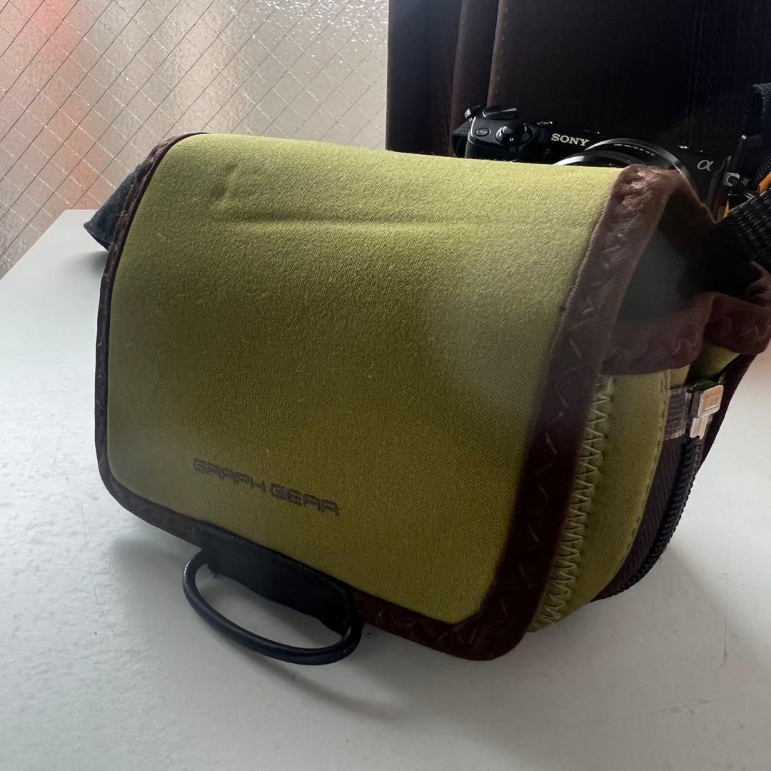 SONY α NEX-5R ミラーレス一眼 16-50mm