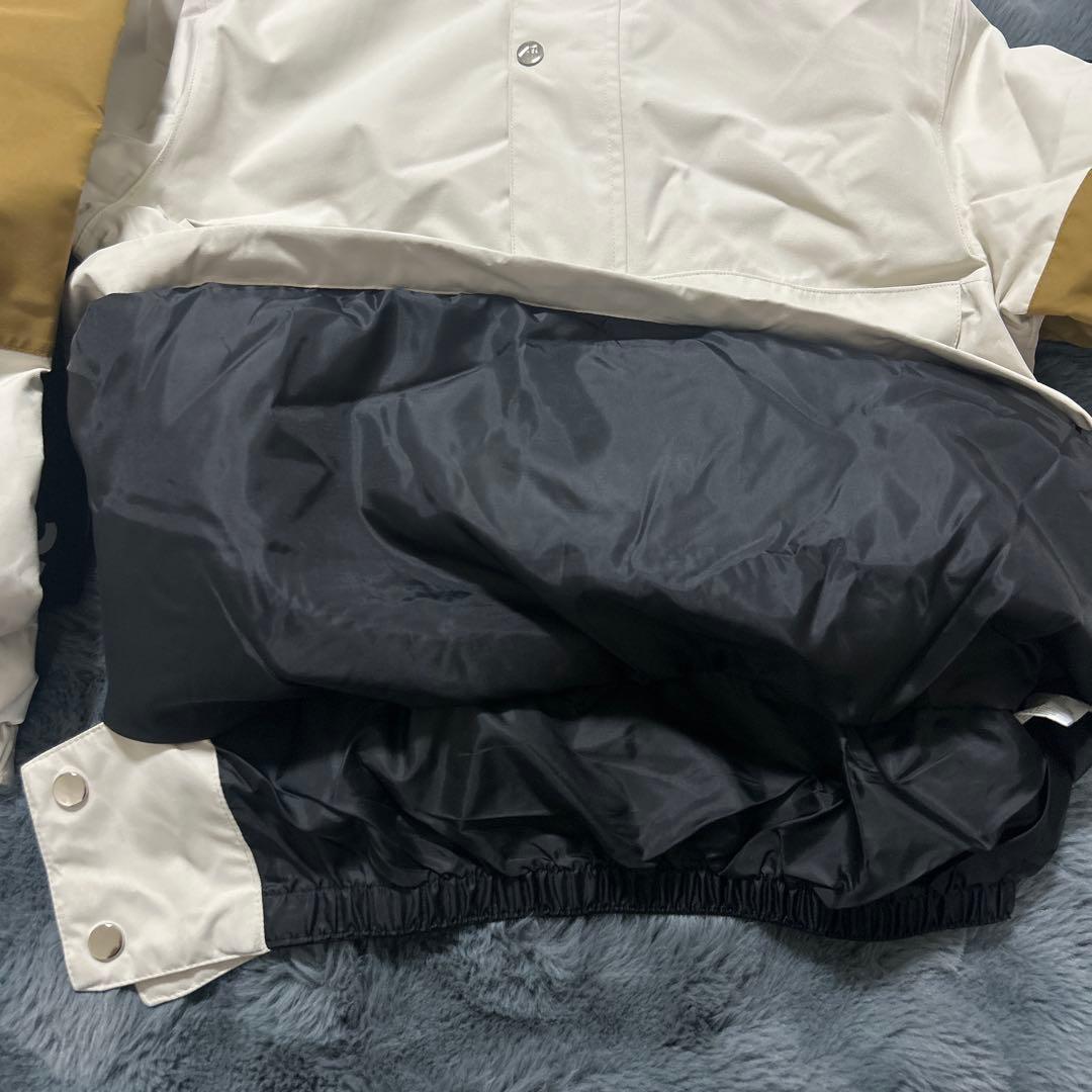未使用 撥水 スキー・スノボウェア 上下セット Sサイズ 男女兼用