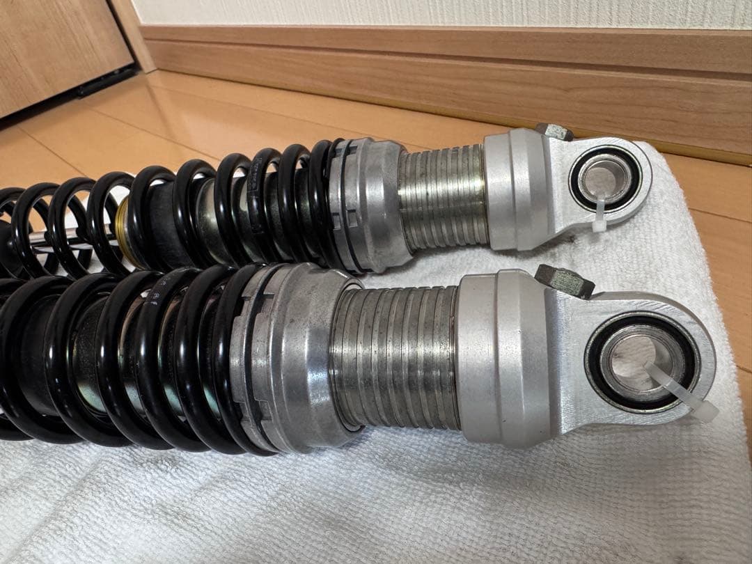 オーリンズ リアサス スポーツスター 883 1200 HD9161E リジスポ